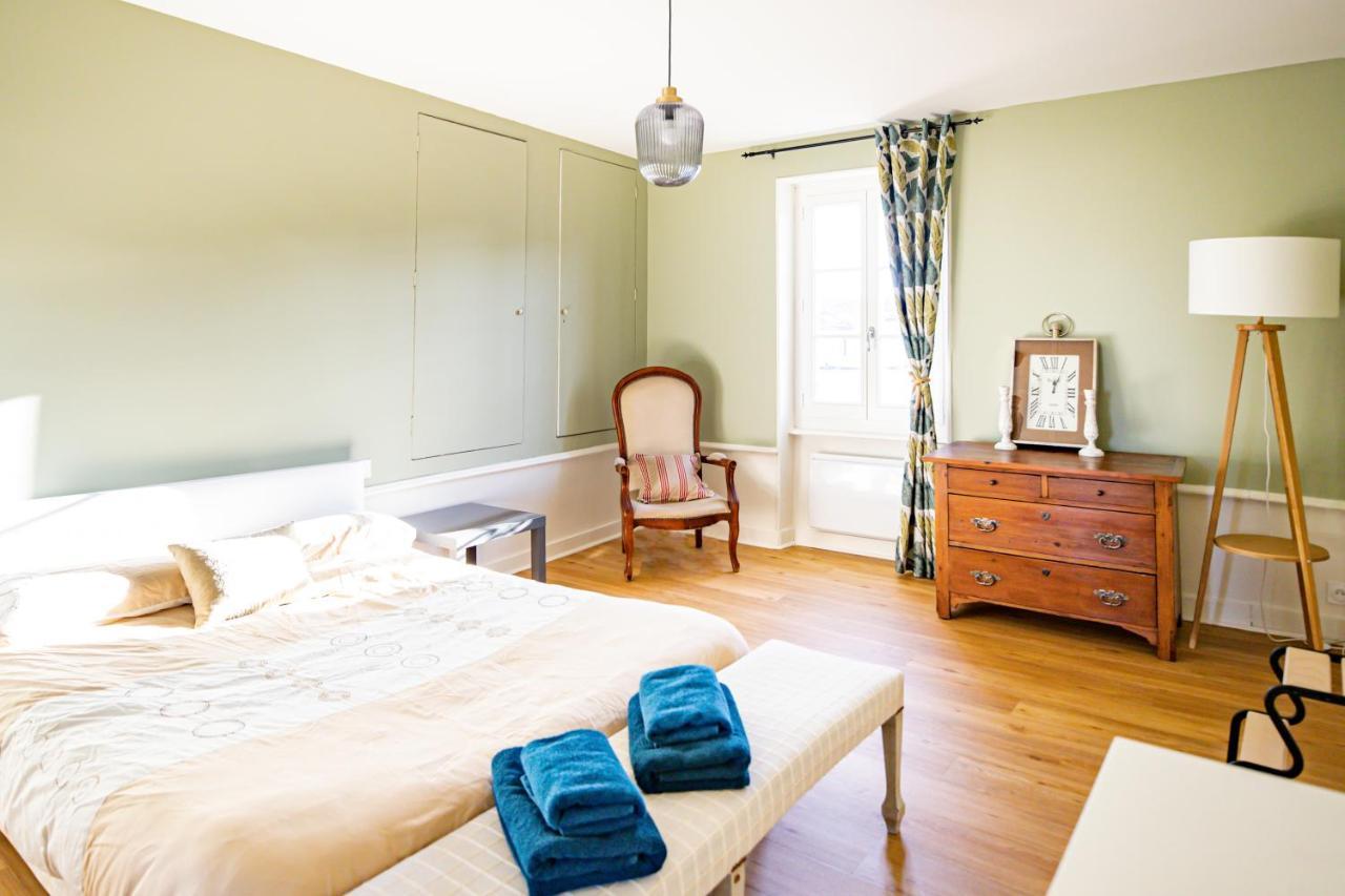 Chambres D'Hote Le Cedre Lezoux Екстериор снимка